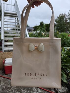 Ted Baker Cream Patent Bow Tote Bag